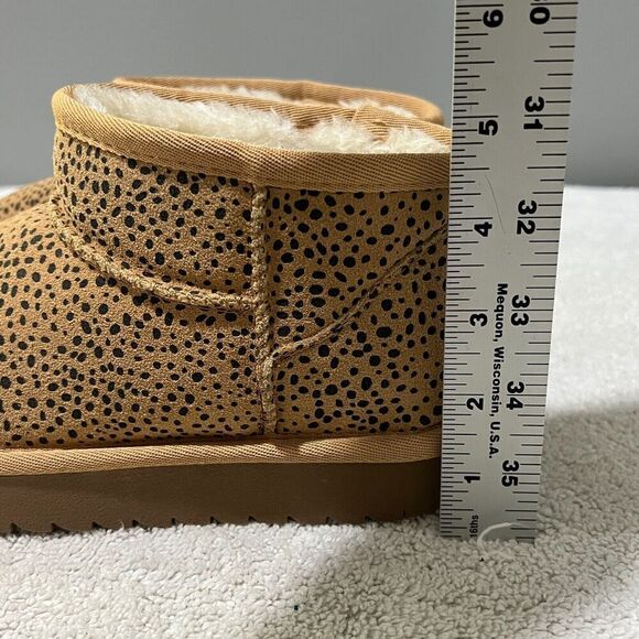 Cushionaire Womens Hipster Cozy Ankle Slip On Boot 6.5 Cheetah Winter Comfort - Picture 10 of 11